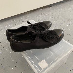 Converse black on black size 5